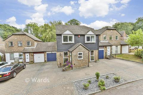 5 bedroom detached house for sale, Sadlers Close, Walderslade, Chatham, Kent
