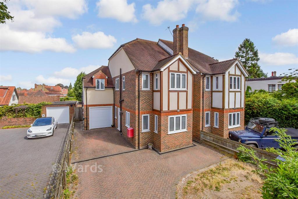 House in Maidstone, Shepway - View 2