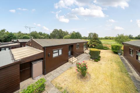 2 bedroom park home for sale, Chestnut Crescent The Elms, Torksey, Torksey, Lincoln, Lincolnshire, LN1
