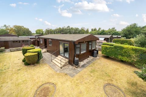 2 bedroom park home for sale, Chestnut Crescent The Elms, Torksey, Torksey, Lincoln, Lincolnshire, LN1