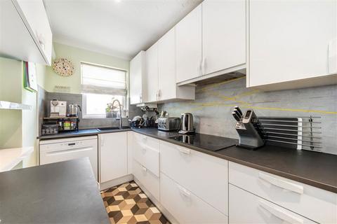 undefined, Luther Road, Teddington TW11