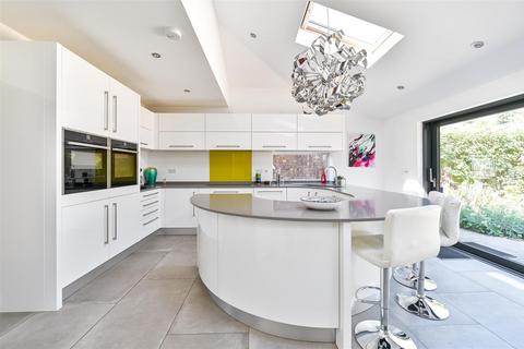 3 bedroom semi-detached house for sale, Kearsley Road, Reading RG30