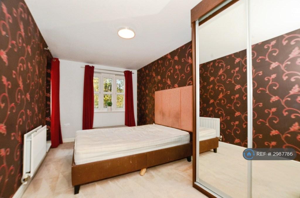 Apartment in Harrow - View 2