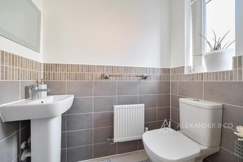 3 bedroom terraced house for sale, Bagshawe Way, Bedfordshire LU5