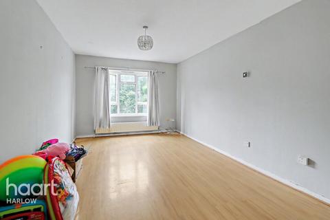 undefined, Hull Grove, Harlow
