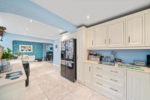 4 bedroom semi-detached house for sale, Priory Road, Ashton-In-Makerfield, WN4