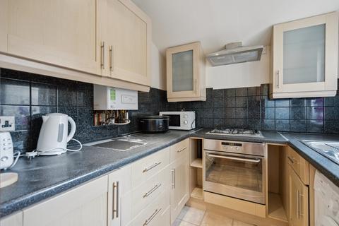 2 bedroom flat for sale, Borestone Crescent, Stirling, FK7