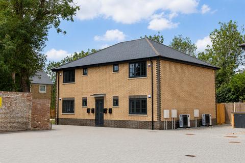 1 bedroom apartment for sale, Cox's Yard, Rayne Road, Braintree