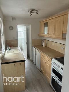 2 bedroom terraced house to rent, George Road, Surrey