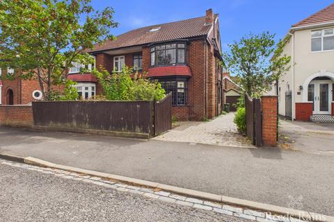 4 bedroom semi-detached house for sale, Darlington Road, Durham TS18