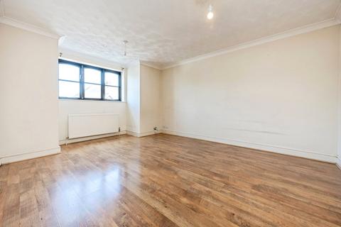 2 bedroom flat for sale, Hurst Grove, Bedford, Bedfordshire, MK40