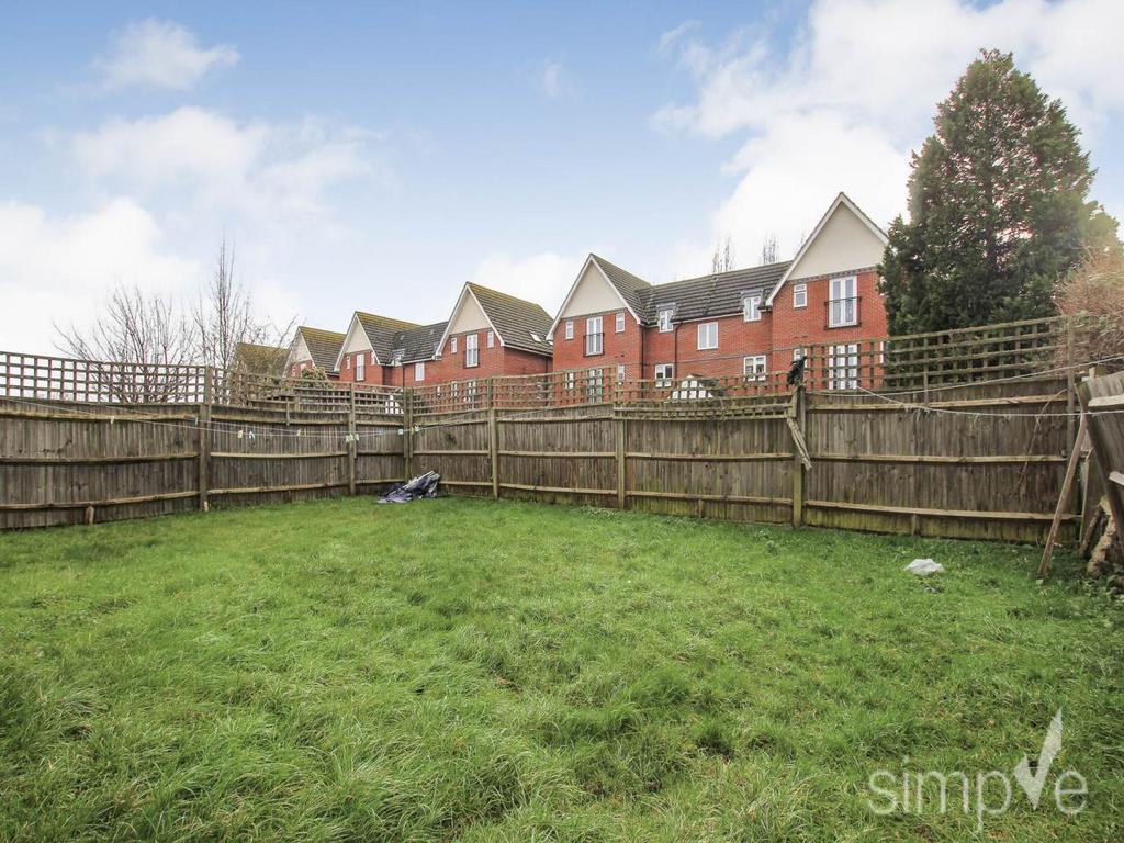 Apartment in middlesex - More
