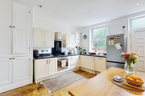 2 bedroom terraced house to rent, Bremner Street , Otley, LS21 1JD