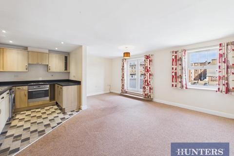 2 bedroom apartment for sale, Promenade, Bridlington