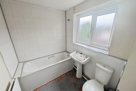 3 bedroom flat for sale, North King Street, North Shields