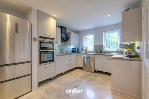 2 bedroom detached bungalow for sale, New Road, Bromsgrove, B60