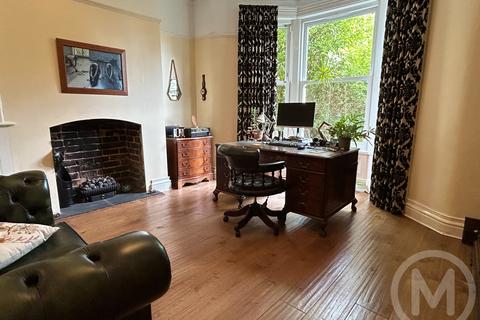 4 bedroom detached house for sale, Breck Road, Poulton-le-Fylde