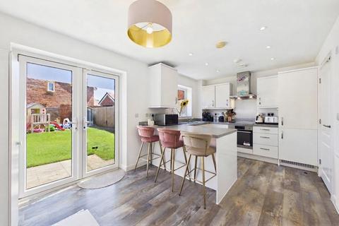 3 bedroom detached house for sale, Yeomans Lane, Blackwater, Camberley, Hampshire, GU17