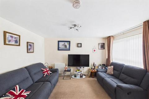 2 bedroom terraced house for sale, Restfil Way, Fernwood, Newark