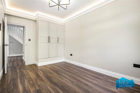 7 bedroom detached house to rent, Beech Walk, London, NW7
