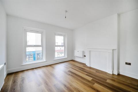 1 bedroom flat to rent, Fisherton Street, Salisbury SP2