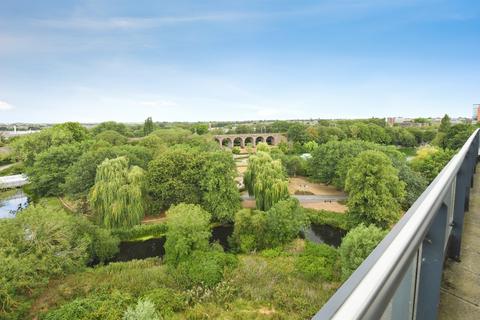 2 bedroom penthouse for sale, Shire Gate, Chelmsford