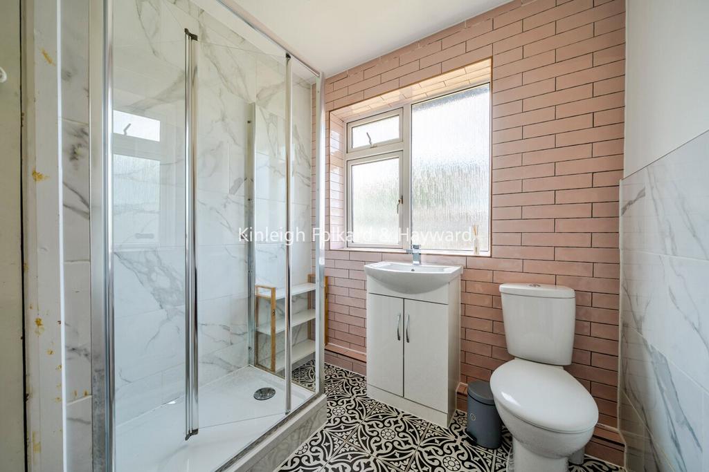 House in Beckenham - View 4