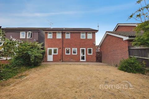 4 bedroom detached house for sale, Beaconsfield Way, Earley, Reading