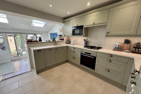 3 bedroom end of terrace house for sale, Woodside Road, Chiddingfold