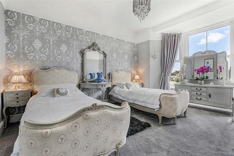 4 bedroom terraced house for sale, Bouchers Hill, North Tawton