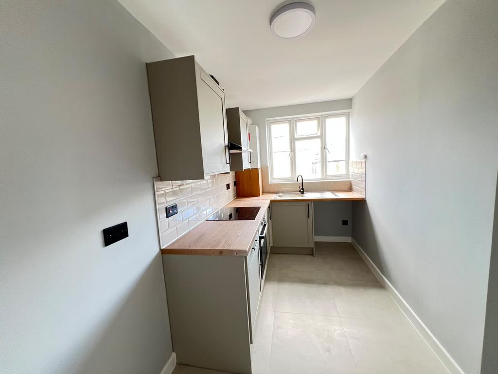 Apartment in London - View 3