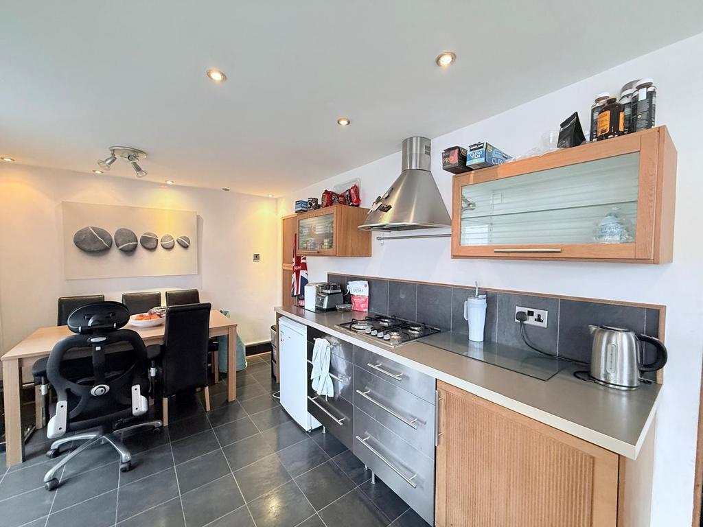 House in Nottingham, Bilborough - View 2