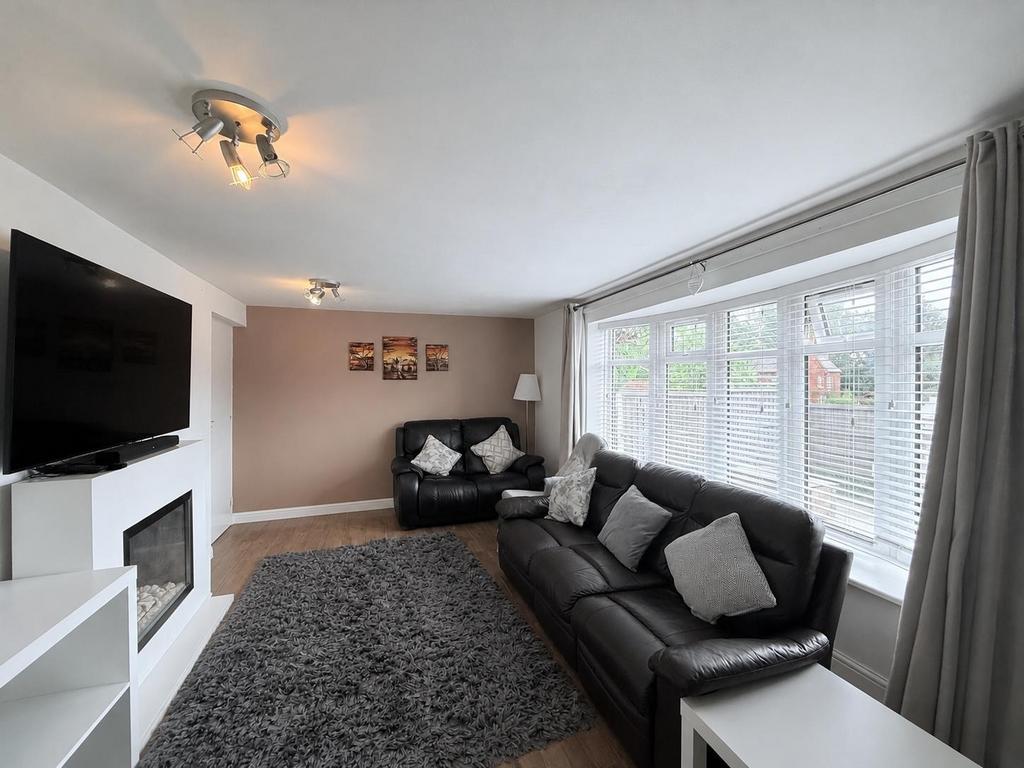 House in Nottingham, Bilborough - View 3