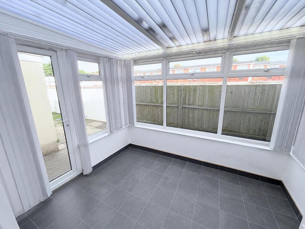 House in Nottingham, Bilborough - View 5