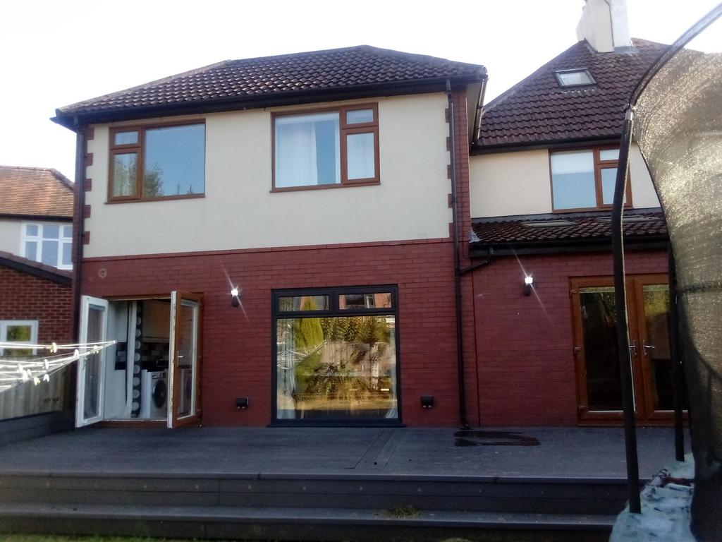 House in Manchester, Greater Manchester - View 5