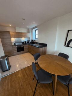 1 bedroom apartment for sale, Commercial Road, London, E14