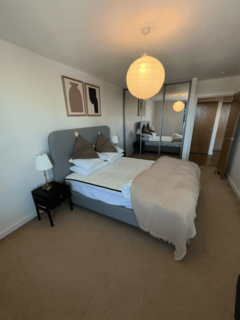 1 bedroom apartment for sale, Commercial Road, London, E14