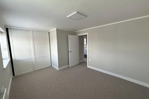 3 bedroom terraced house to rent, Wilmot Close, Witney, Oxfordshire, OX28