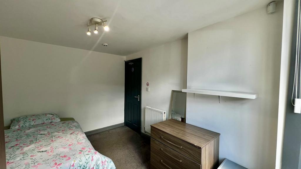 House in Birmingham, Bournbrook - View 4