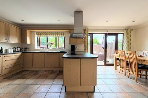 3 bedroom semi-detached house for sale, Crofton Road, Ipswich
