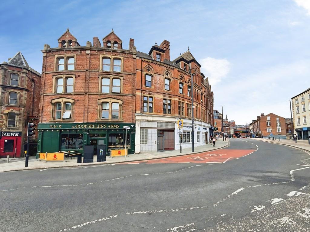 Apartment in Leeds, Warehouse Hill, Lovell Park - View 4