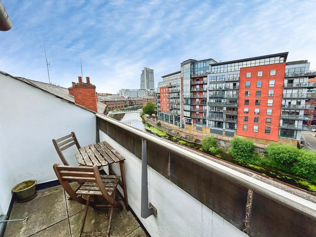 Apartment in Leeds, Warehouse Hill, Lovell Park - More