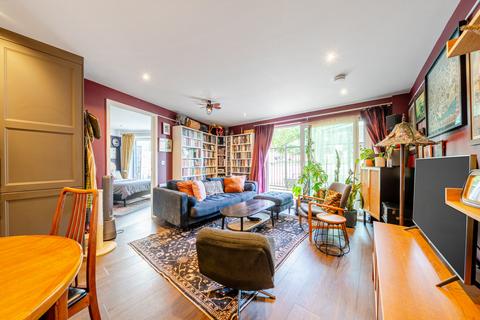 2 bedroom flat for sale, Rotherhithe Street, London, SE16