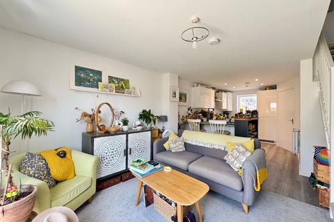 2 bedroom semi-detached house for sale, Byron Avenue, Grove, OX12