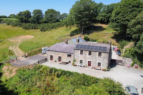 3 bedroom property with land for sale, Whitland, SA34