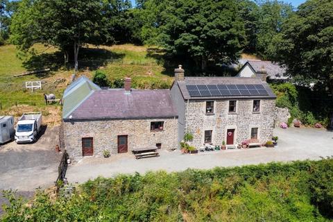 3 bedroom property with land for sale, Whitland, SA34