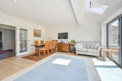 undefined, Park Road, Hampton, Middlesex, TW12