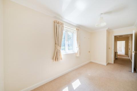 2 bedroom apartment for sale, Lefroy Court, Cheltenham GL51
