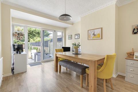 3 bedroom semi-detached house for sale, Glengall Road, Bexleyheath