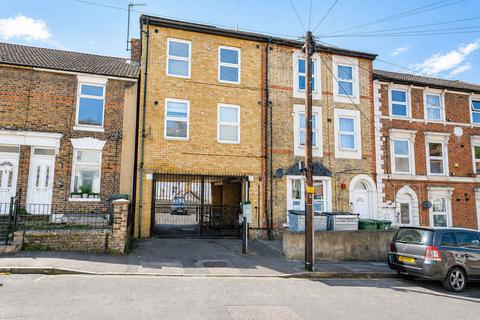 2 bedroom apartment to rent, 22 Melville Road, Maidstone
